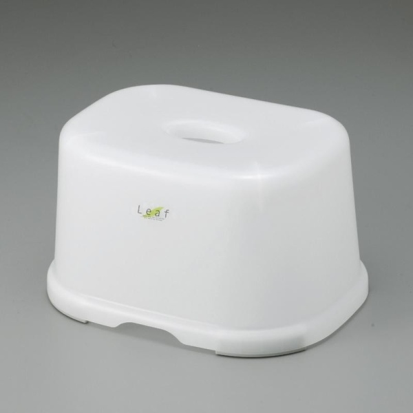 Inomata / Стульчик 250*188*143мм БЕЛЫЙ (100569)