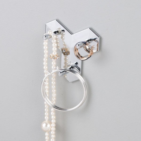 InterDesign / Крючок аффикс тройной самоклеющ. 8х2.75х8.25 см сереб. пластик (100147)