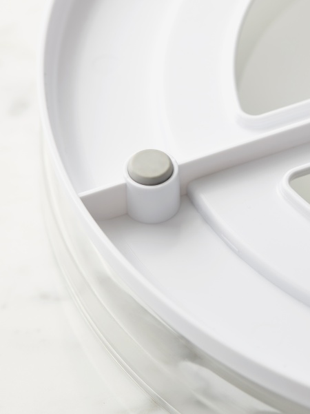 Подставка FridgeView вращающаяся с силиконовым ковриком для холодильника 27.3х27.3х4.6см (101548)